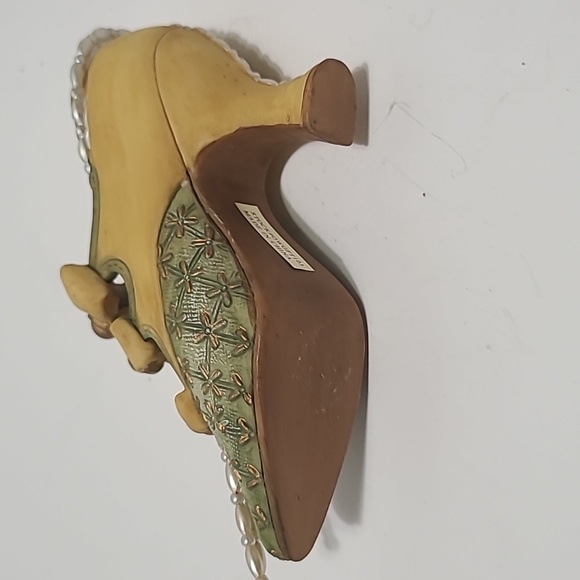 Victorian Yellow Gold Decorative‎ Shoe - Picture 4 of 6